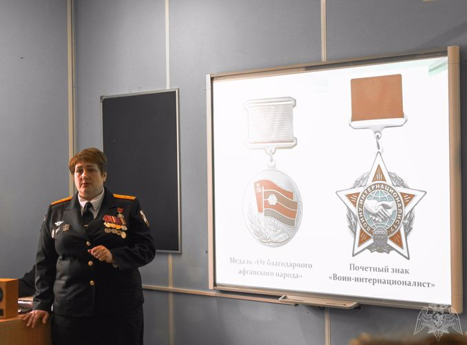 В Мурманской области открыли «Стену воинской славы», посвящённую воину правопорядка Герою Российской Федерации ефрейтору Игорю Чиликанову