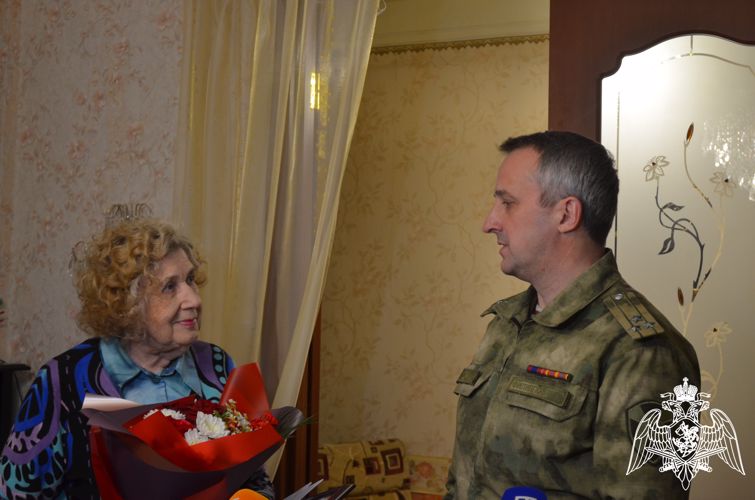 Военнослужащие и сотрудники Росгвардии Мурманской области провели ряд мероприятий, посвященных Дню снятия блокады Ленинграда