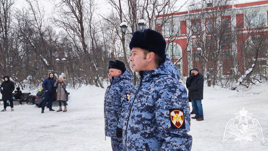 Росгвардейцы приняли участие в охране общественного порядка на мероприятии, посвященному годовщине воссоединения Крыма с Россией
