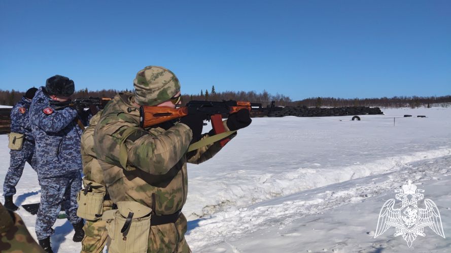 В Управлении Росгвардии по Мурманской области прошли соревнования по стрельбе из боевого ручного оружия на Кубок начальника управления