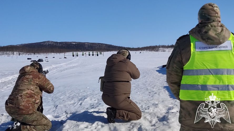 В Управлении Росгвардии по Мурманской области прошли соревнования по стрельбе из боевого ручного оружия на Кубок начальника управления