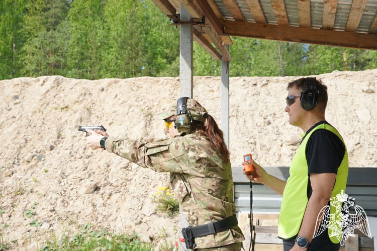 Сотрудница Росгвардии из Мурманской области одержала победу на чемпионате Северо-Западного округа Росгвардии по стрельбе