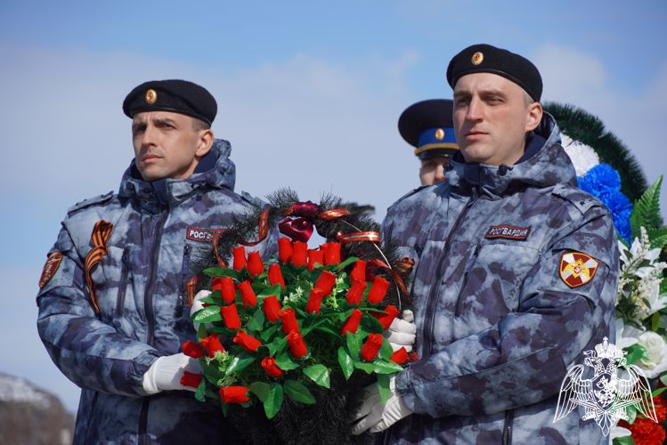 В Мурманской области росгвардейцы приняли участие в торжественных мероприятиях, посвященных 78-й годовщине Победы в Великой Отечественной войне