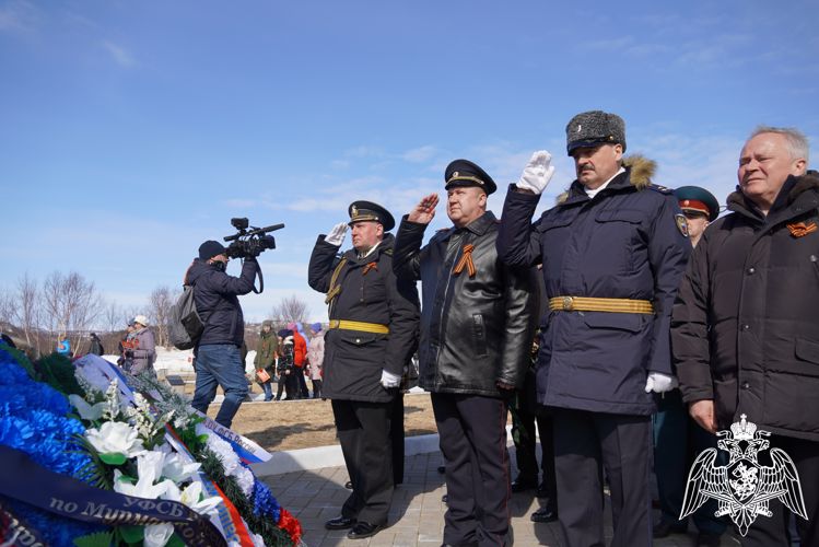 В Мурманской области росгвардейцы приняли участие в торжественных мероприятиях, посвященных 78-й годовщине Победы в Великой Отечественной войне
