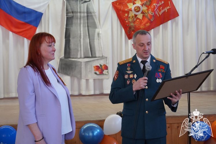 В Мурманске сотрудники и военнослужащие Росгвардии принимают участие в мероприятиях, посвященных Дню Победы