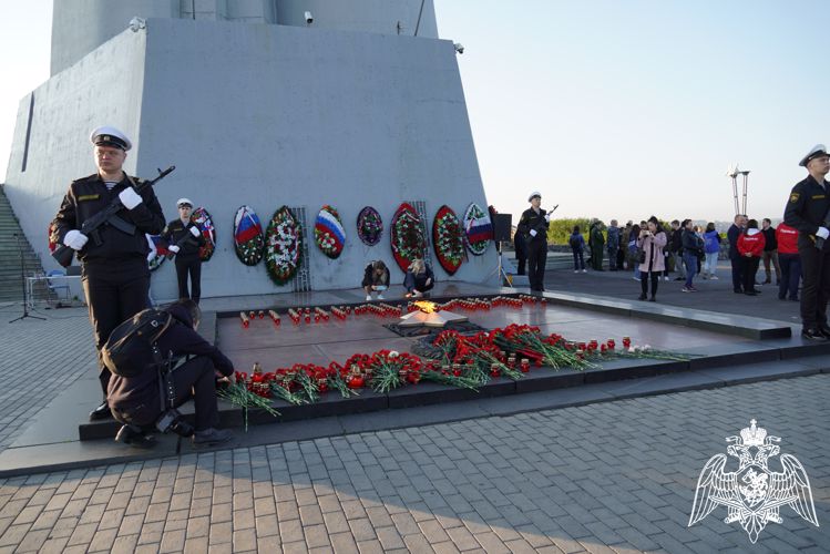 Врио начальника Управления Росгвардии по Мурманской области принял участие в акции «Свеча памяти»