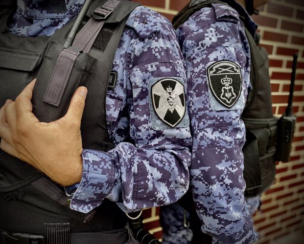 Экипаж вневедомственной охраны Росгвардии задержал мужчину, устроившего скандал в одной из медицинских организаций Мурманска