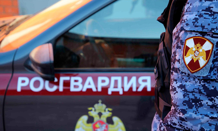 Росгвардейцы задержали дебошира в мурманском хостеле
