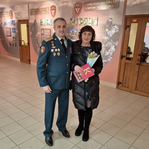 В Мурманске поздравили женщин-военнослужащих и сотрудниц Росгвардии с международным женским днем