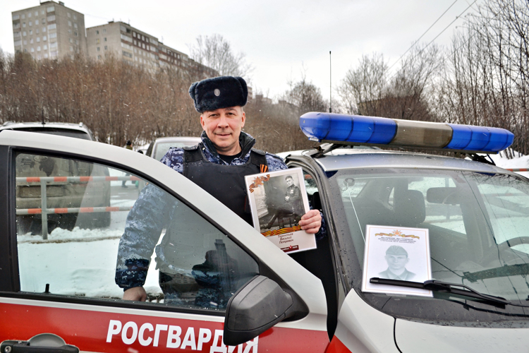 Сотрудники Росгвардии в Мурманской области присоединились к всероссийской патриотической акции «Бессмертный автополк»