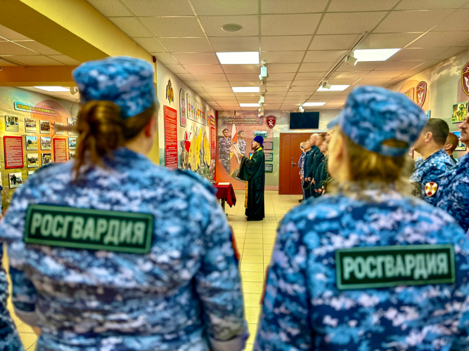 В Управлении Росгвардии по Мурманской области состоялось богослужение, посвященное Дню памяти Святого равноапостольного Великого князя Владимира