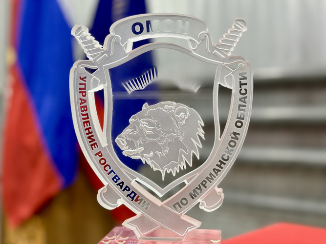 БОЙЦЫ ЗАПОЛЯРНОГО ОМОН «МЕДВЕДЬ» ПРИНЯЛИ ПРИСЯГУ