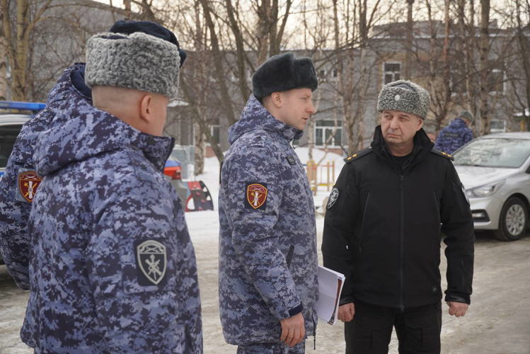 Командующий Северо-Западным округом Росгвардии совершил рабочую поездку в Мурманскую область