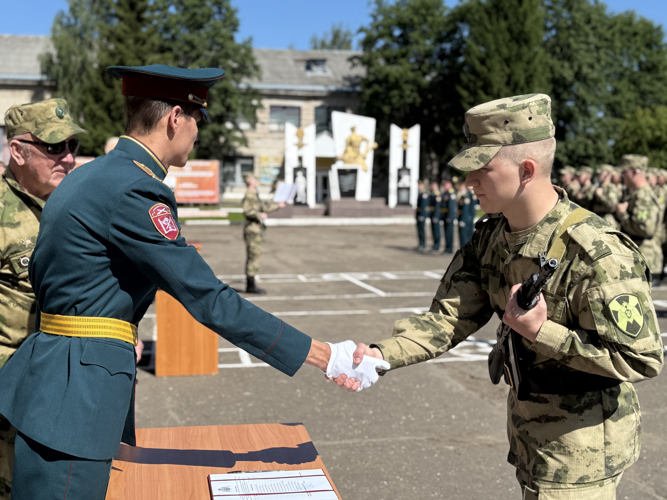 Мурманчане торжественно приняли присягу в Центре подготовки личного состава Северо-Западного округа Росгвардии