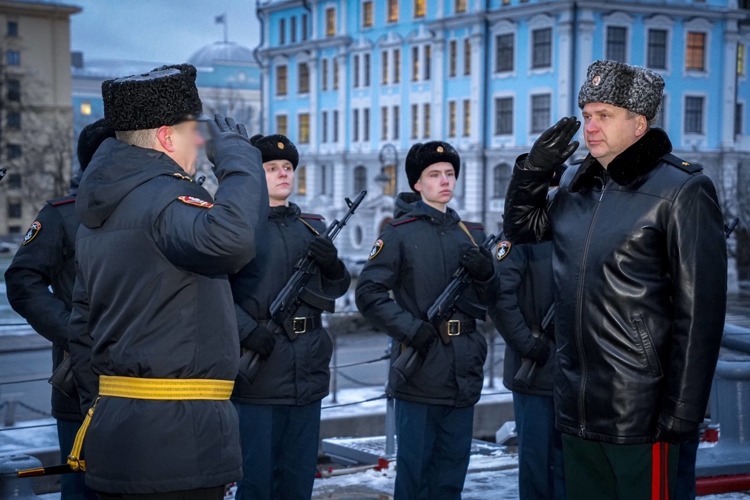 Военнослужащие Росгвардии приняли Военную присягу на крейсере «Аврора» 