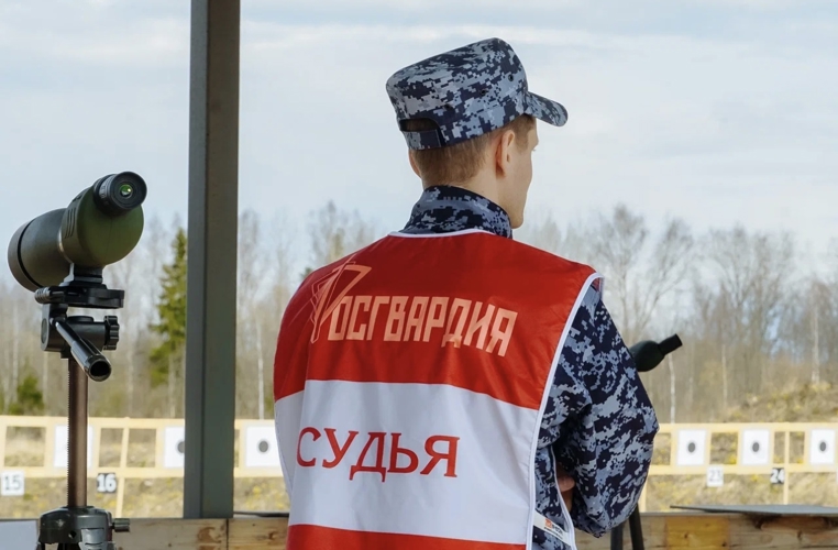В Великом Новгороде завершился чемпионат Северо-Западного округа Росгвардии по стрельбе из боевого оружия, приуроченный к 10-летию ведомства и 215-й годовщине войск правопорядка